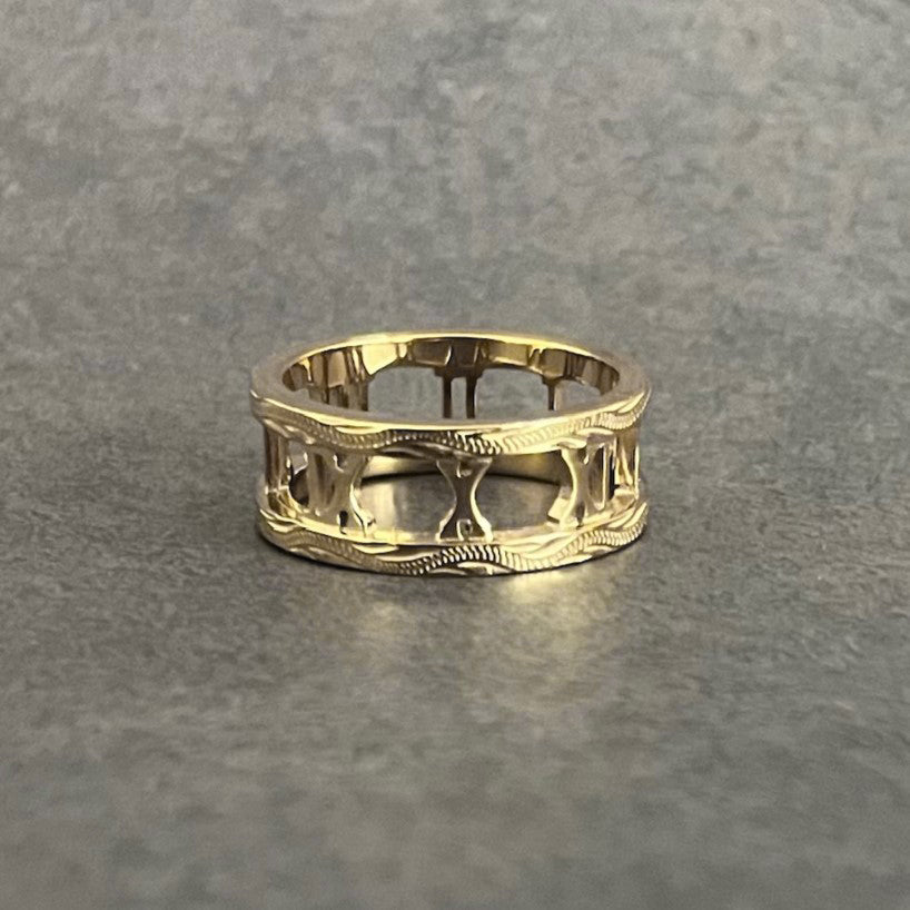 Halo. HAWAIIAN JEWELRY  “Roman Numerals” RING