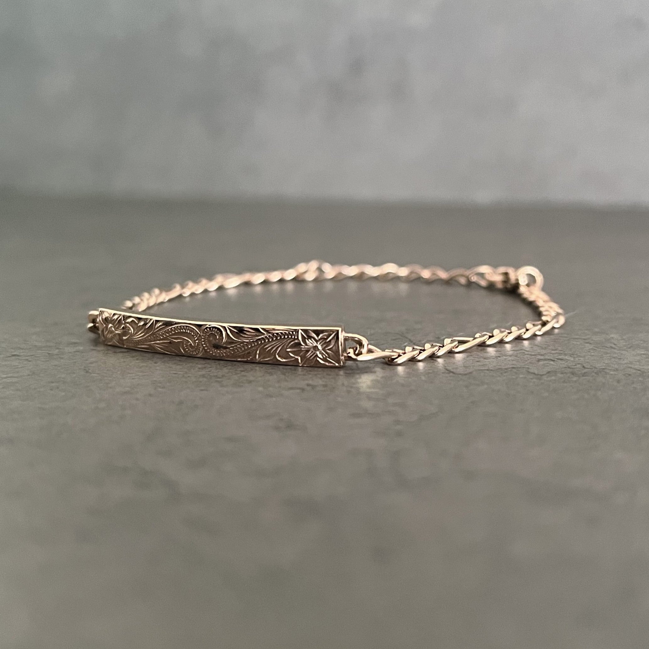 Halo.  HAWAIIAN JEWELRY "Plate" BRACELET (Rose Gold)