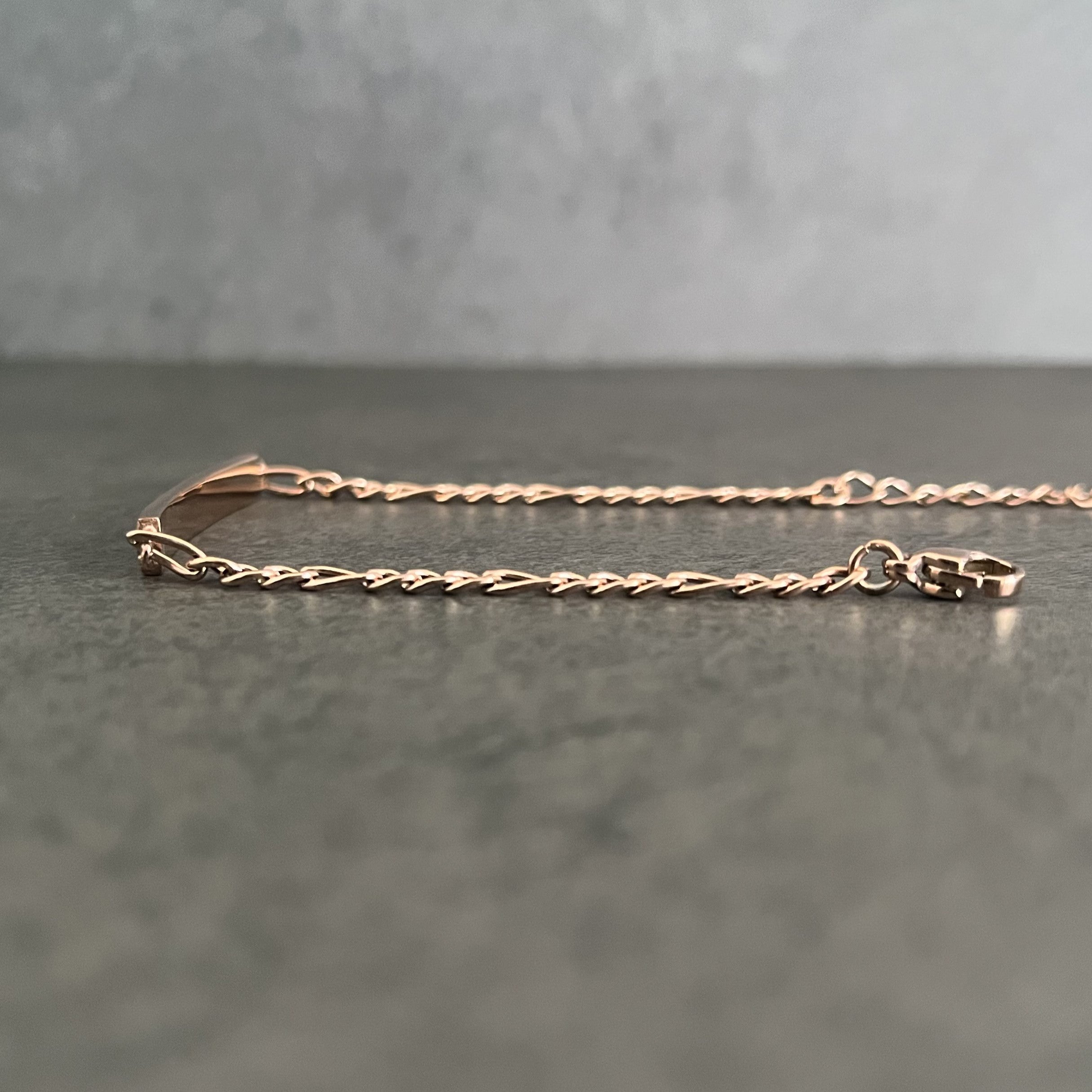 Halo.  HAWAIIAN JEWELRY "Plate" BRACELET (Rose Gold)