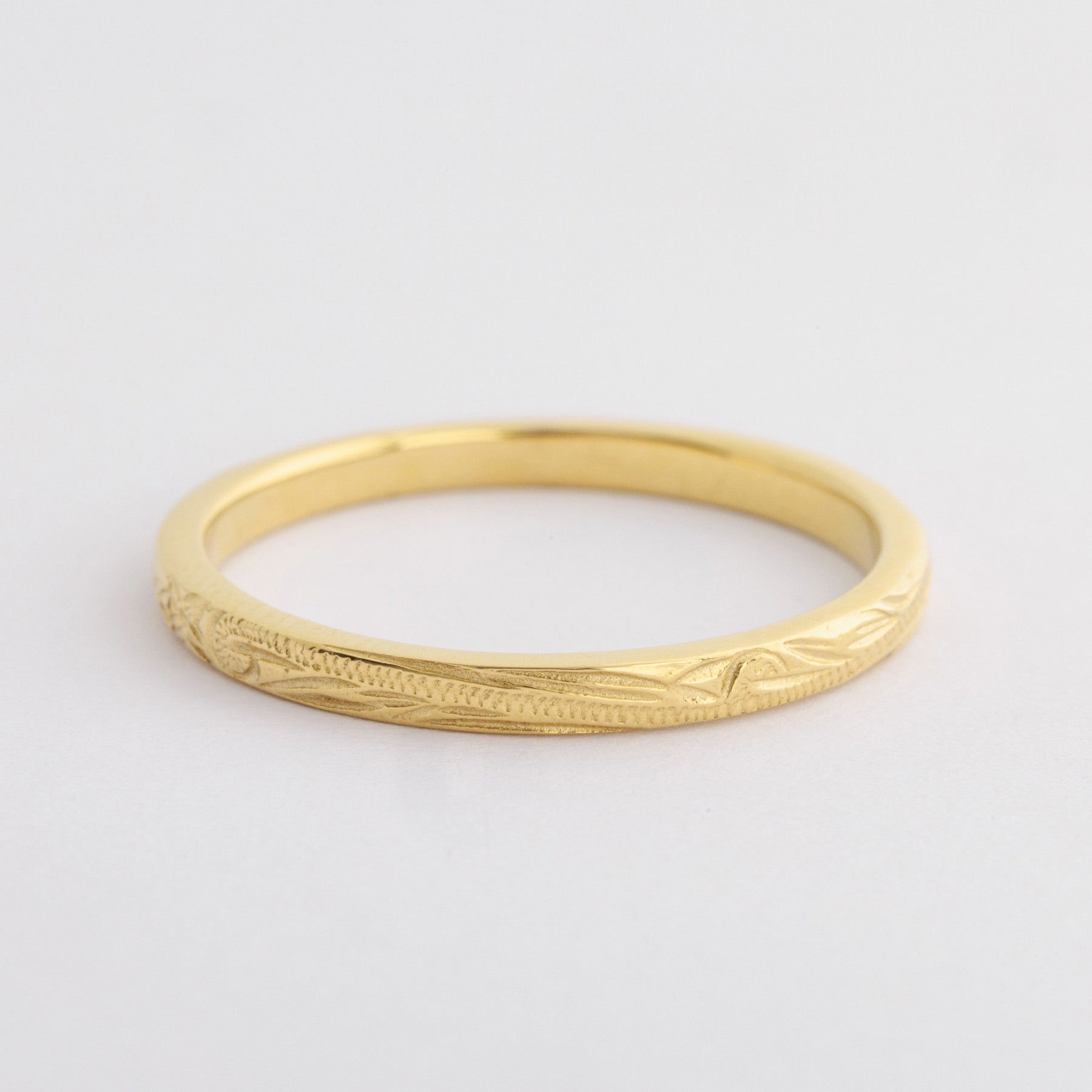 Halo. HAWAIIAN JEWELRY “Skinny” RING (Gold)