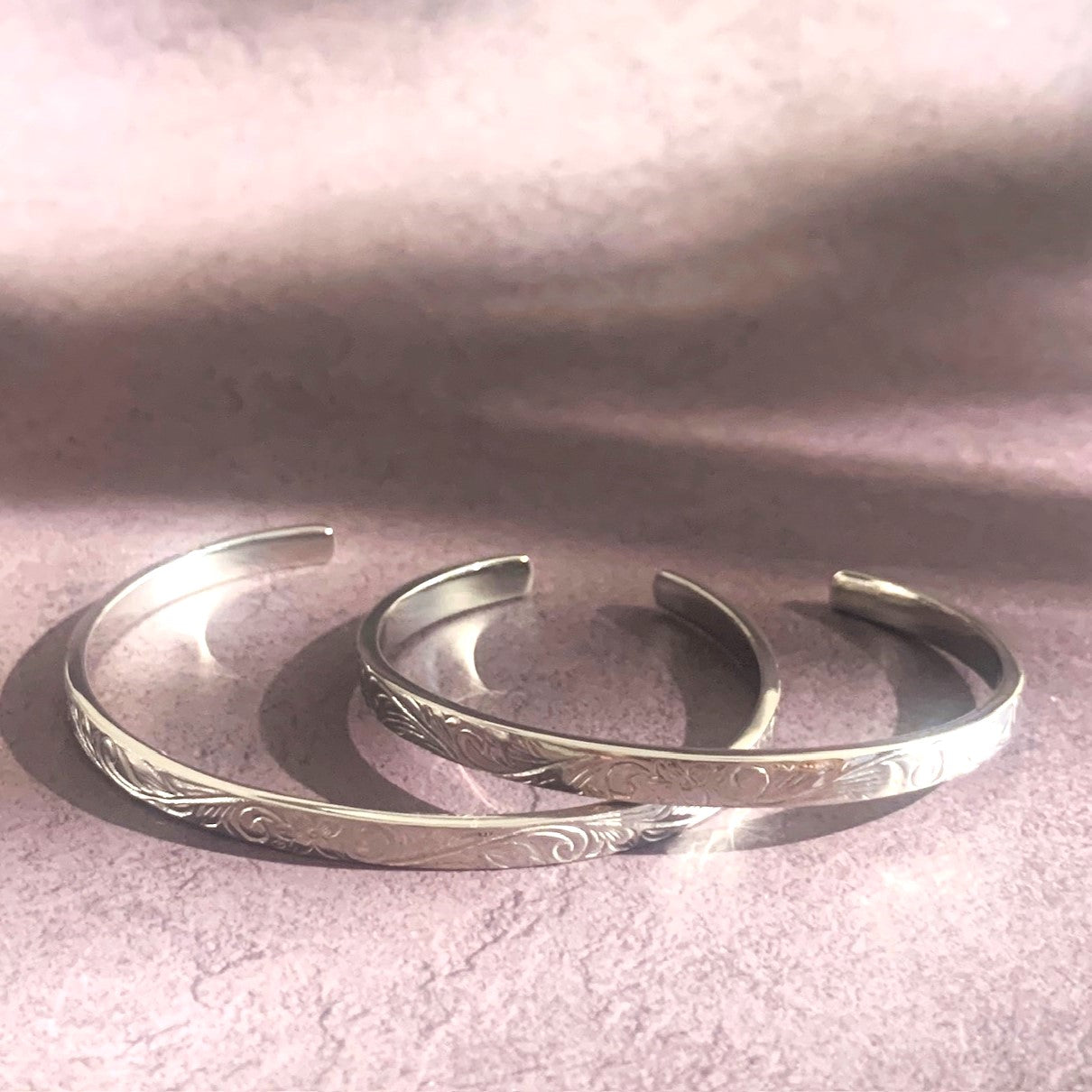 Halo. HAWAIIAN JEWELRY "Basic" BANGLE(size:M)