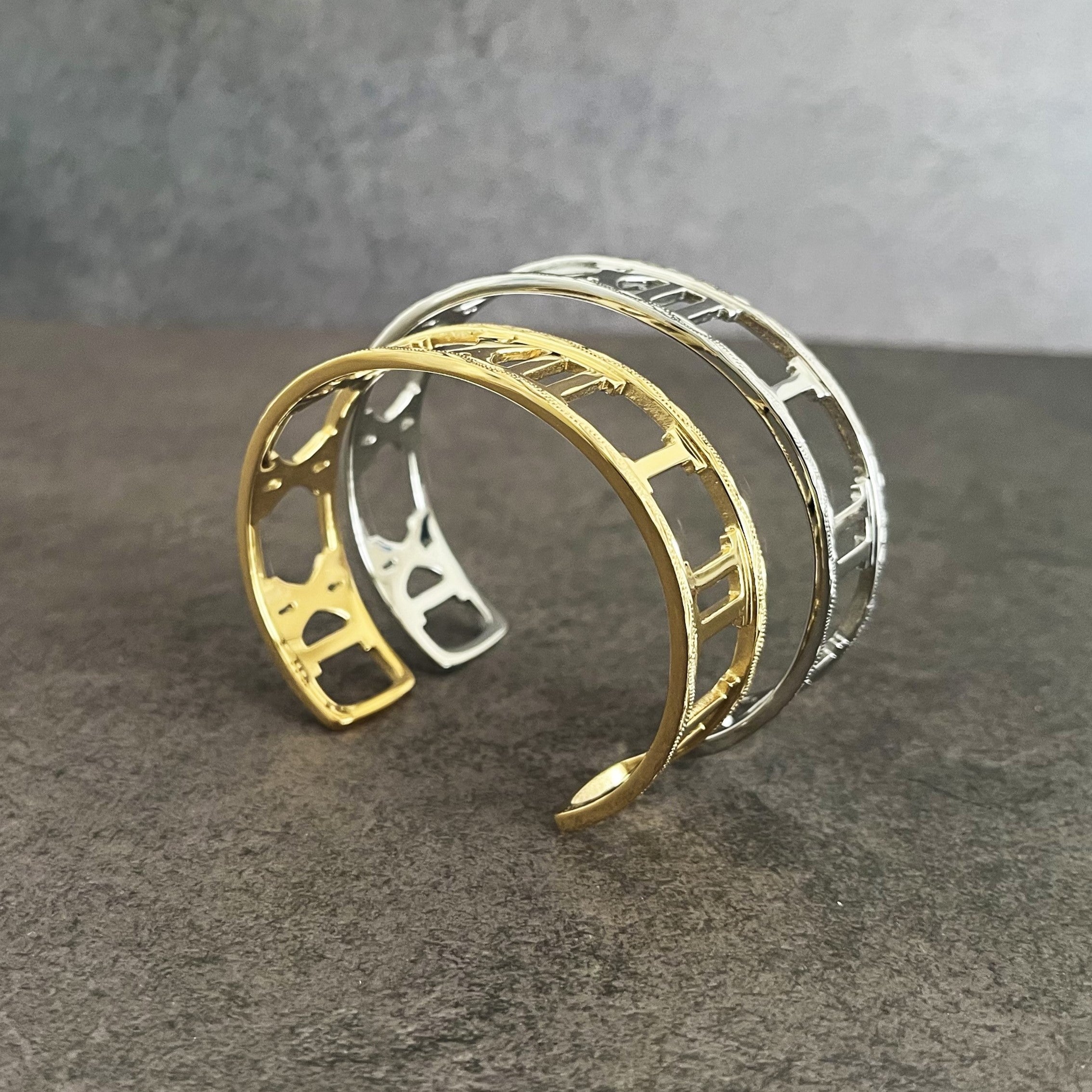 Halo.  HAWAIIAN JEWELRY "Roman Numerals" BANGLE (gold)