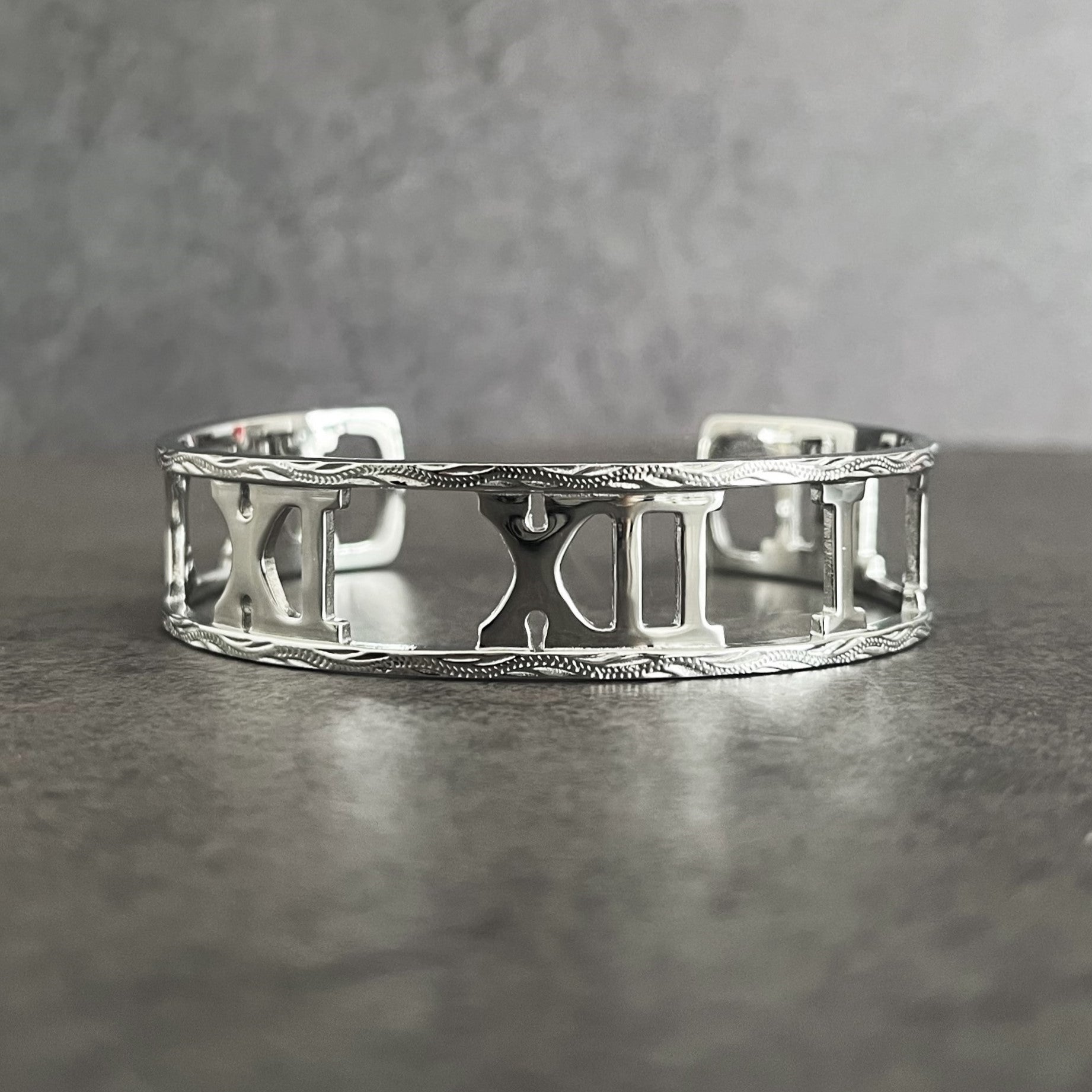 Halo.  HAWAIIAN JEWELRY "Roman Numerals" BANGLE (silver)