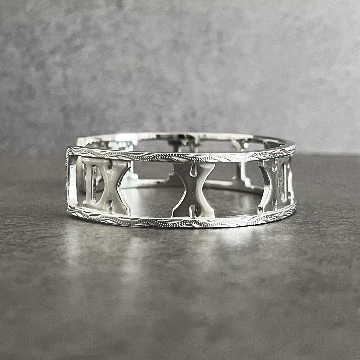 Halo.  HAWAIIAN JEWELRY "Roman Numerals" BANGLE (silver)