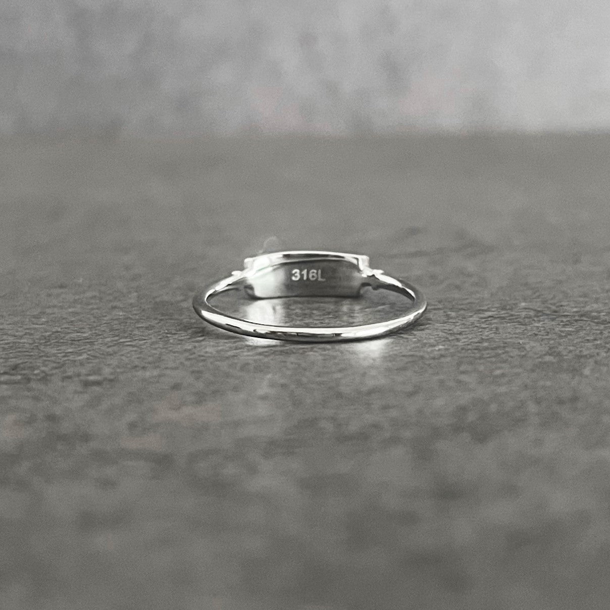 Halo. HAWAIIAN JEWELRY  “Plate Leaf” RING (silver)