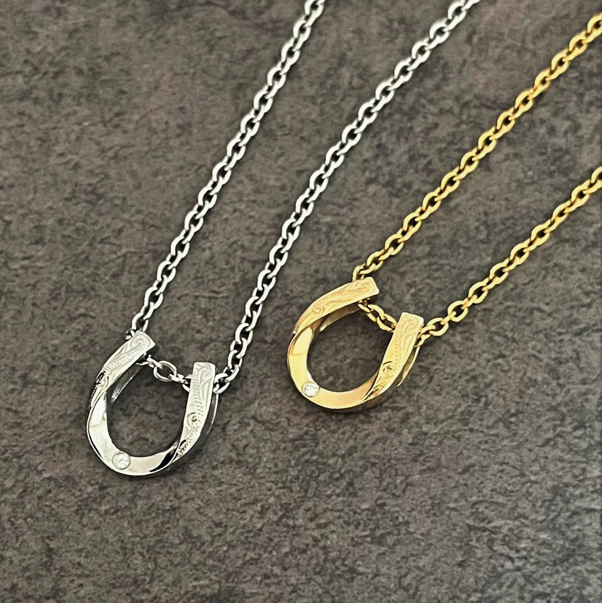 Halo. HAWAIIAN JEWELRY "Minimum Horseshoe" PENDANT(Silver)