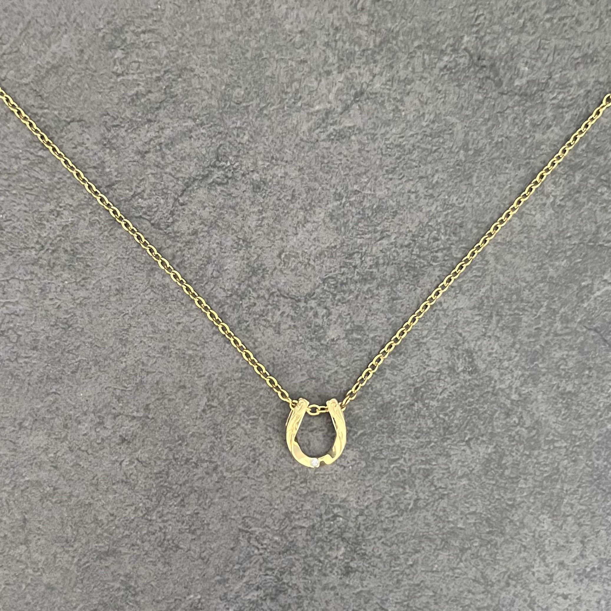 Halo. HAWAIIAN JEWELRY "Minimum Horseshoe" PENDANT(Gold)