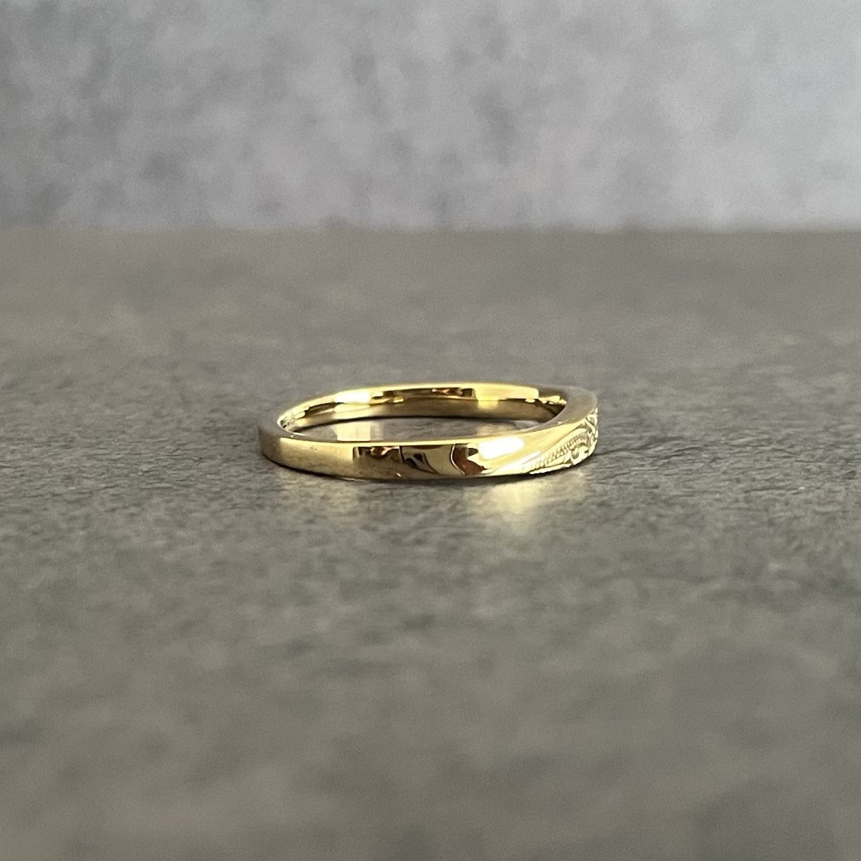 Halo. HAWAIIAN JEWELRY “Flow” RING (Gold)