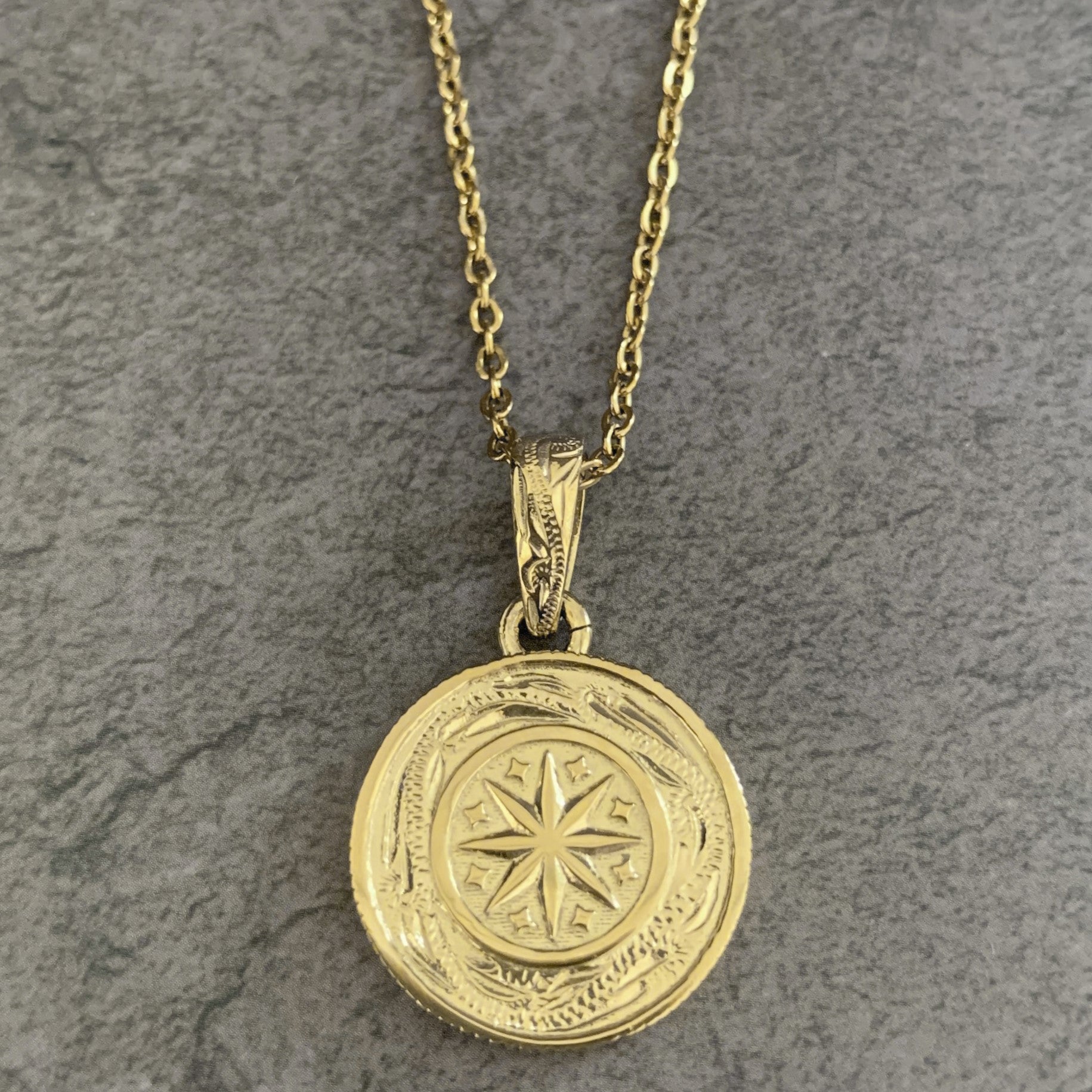 Halo. HAWAIIAN JEWELRY "Reversible Coin" PENDANT(Gold)