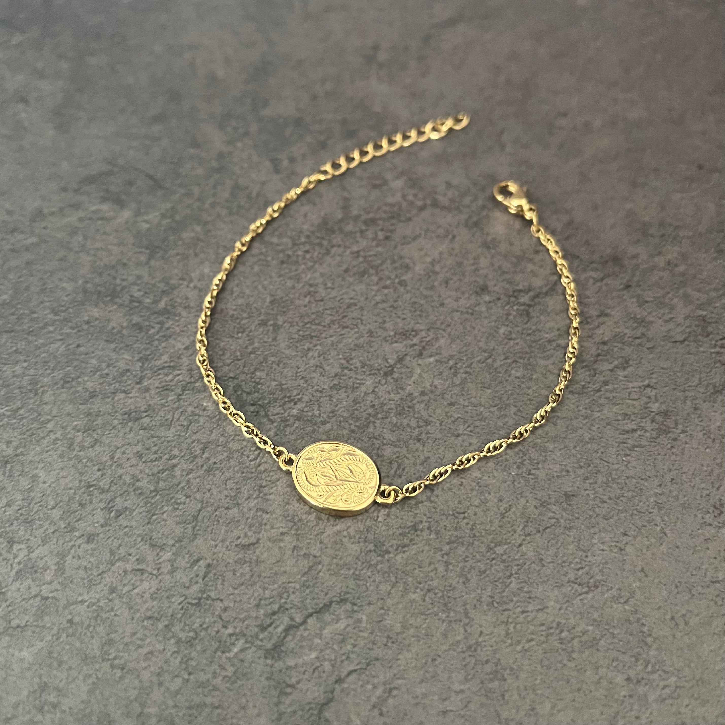 Halo.  HAWAIIAN JEWELRY "Round Plate" BRACELET(gold)