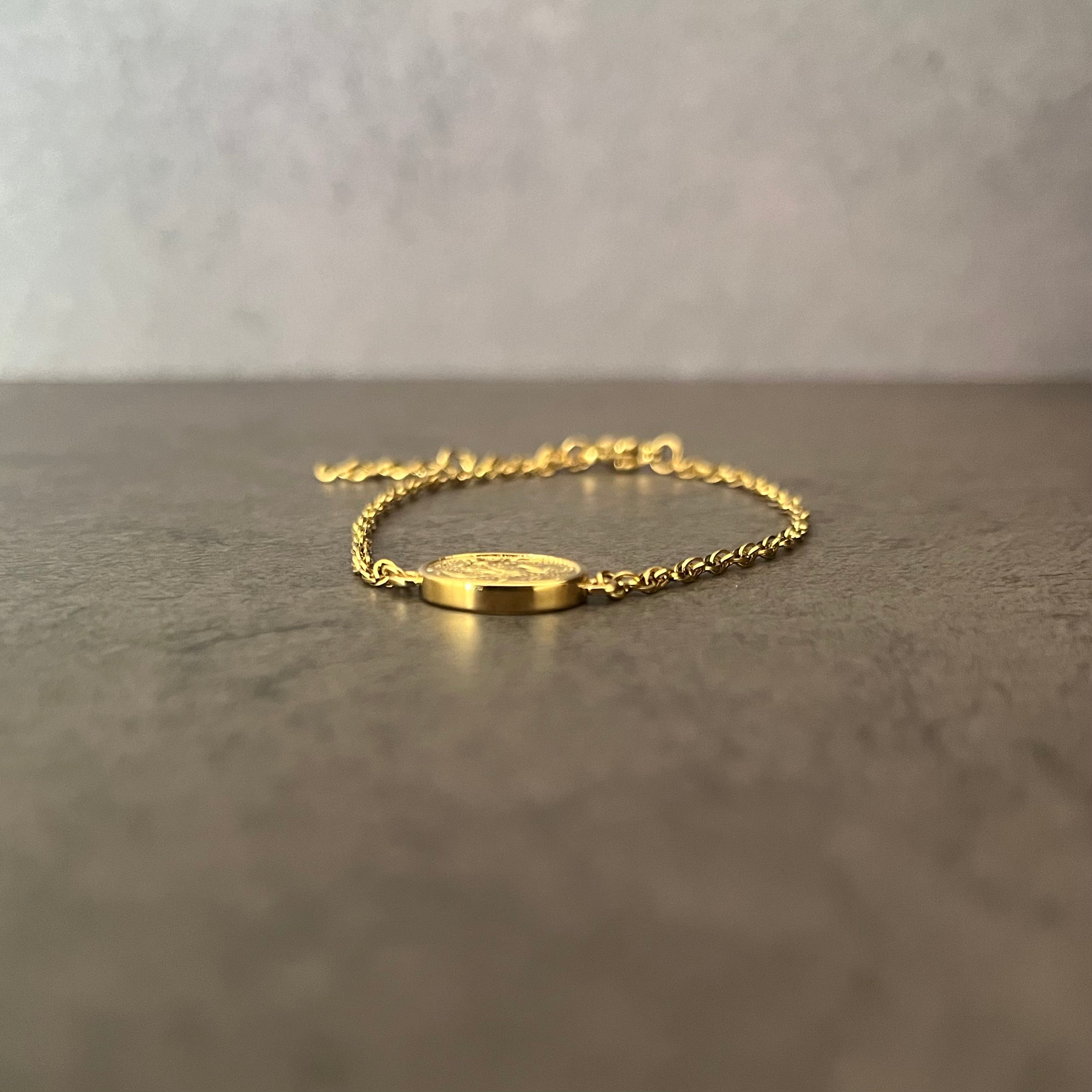 Halo.  HAWAIIAN JEWELRY "Round Plate" BRACELET(gold)