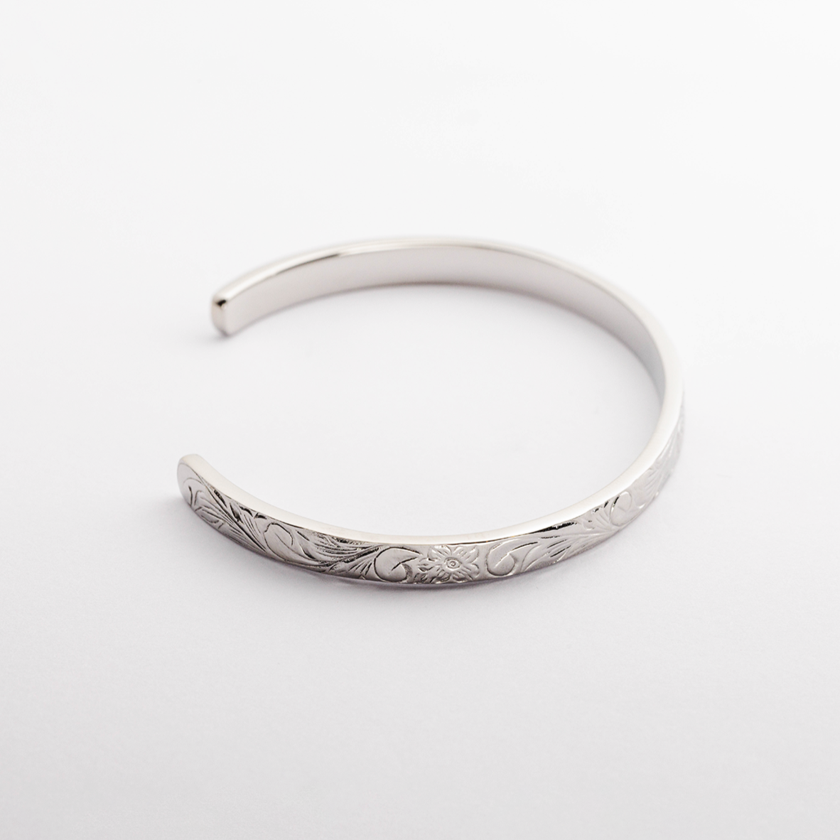 Halo.  HAWAIIAN JEWELRY "Basic" BANGLE(size:L)