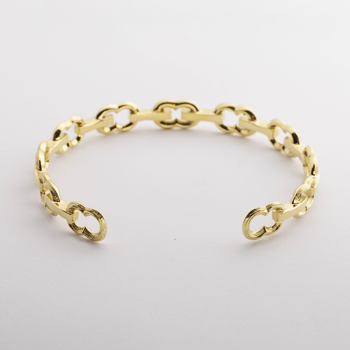 Halo. HAWAIIAN JEWELRY "Chain" BANGLE (gold)