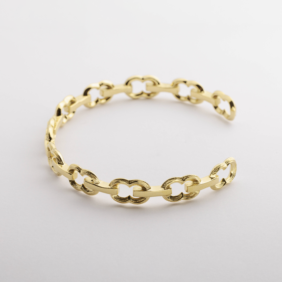 Halo. HAWAIIAN JEWELRY "Chain" BANGLE (gold)