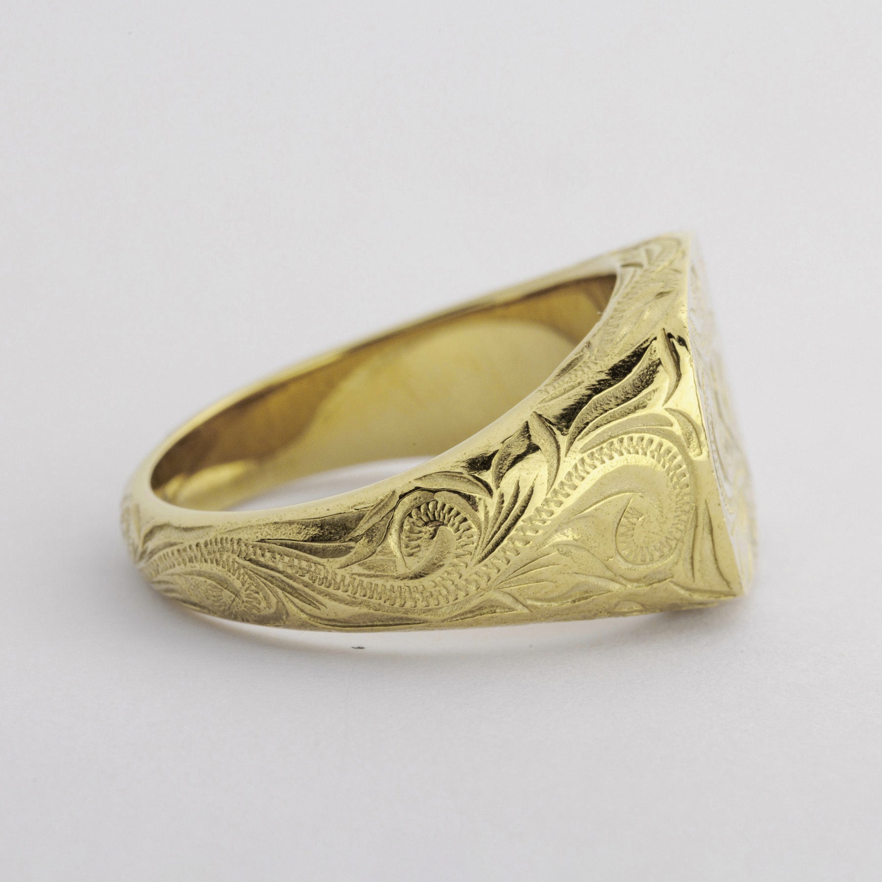 Halo. HAWAIIAN JEWELRY “Square” SIGNET RING (Gold)